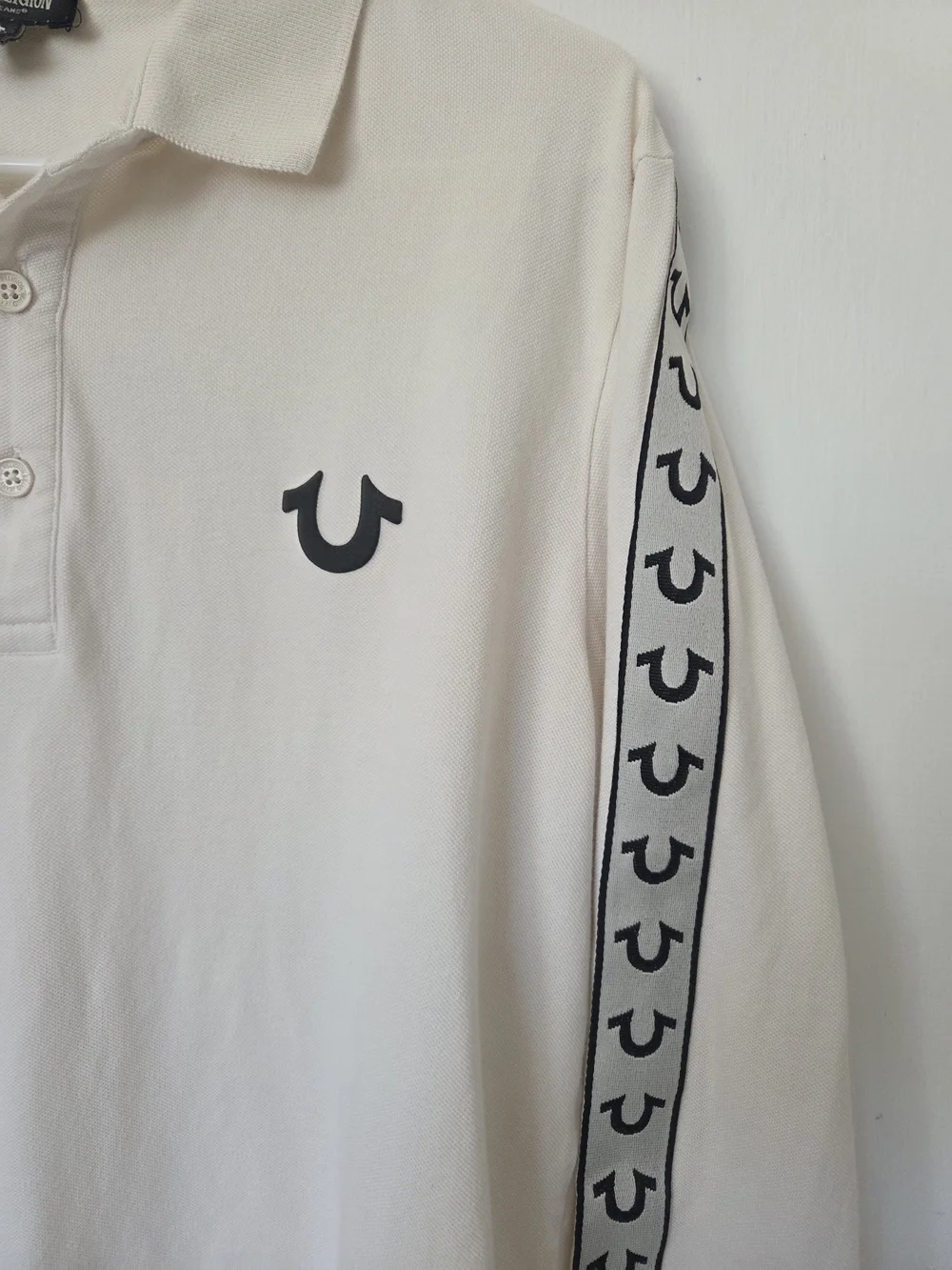 True Religion Men's Cream Long-Sleeve Polo Medium
